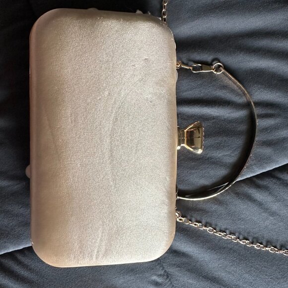 Floral and Rhinestone Clutch in Champagne Pink & Rose Gold - Picture 2 of 10